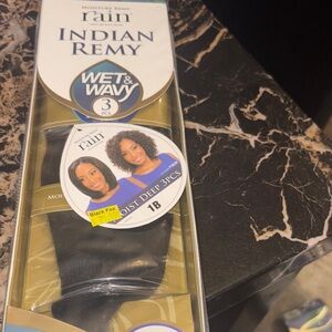 Indian Remy Wet & Wavy Hair Extensions - Black